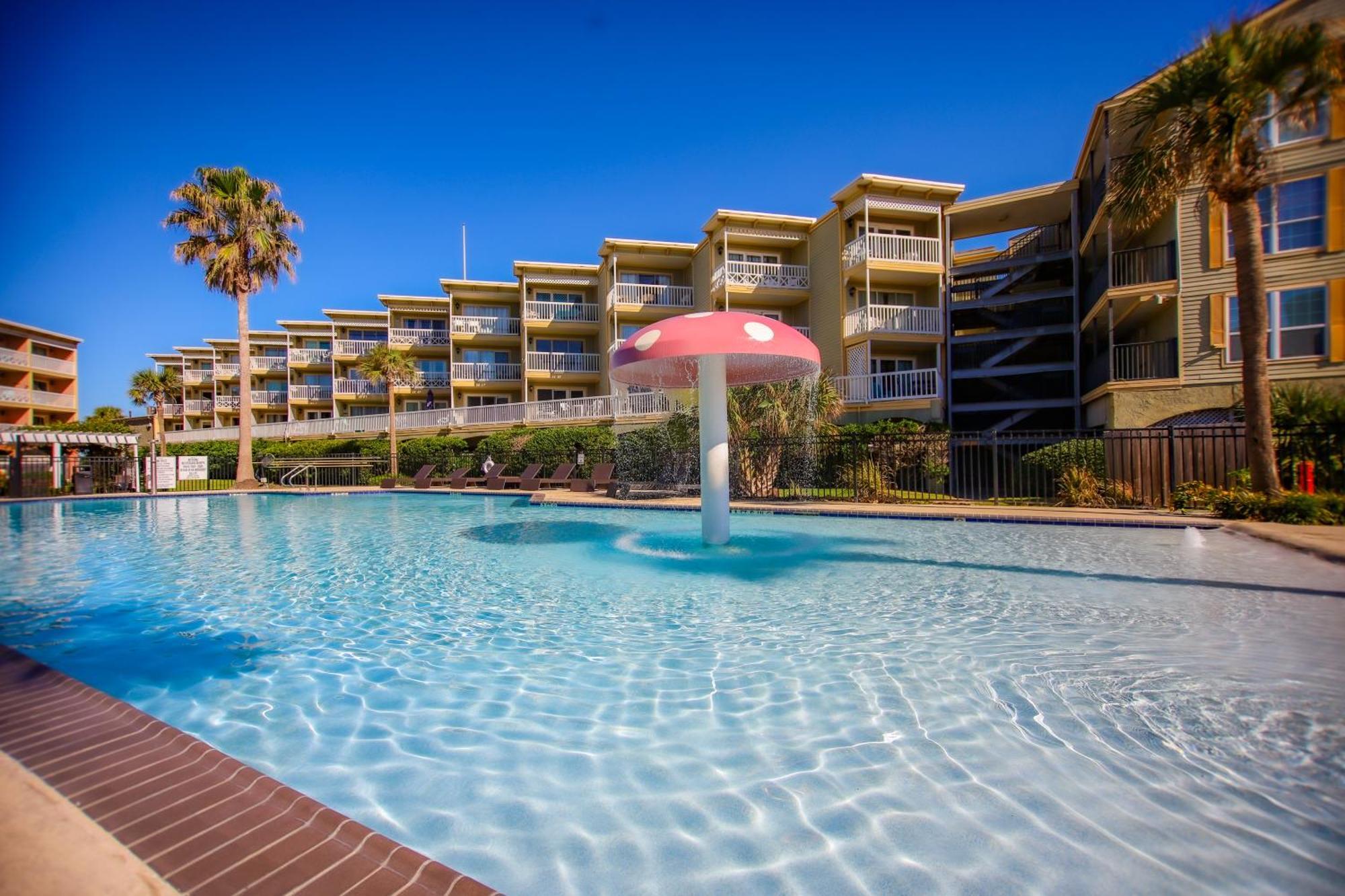 Sea-Renity Heated Pools Steps To The Beach Galveston Exterior photo